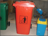 Plastic Trash Can 4